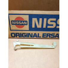 Original Nissan Ölführung Getriebe 32107-M8803