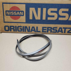 Original Nissan Patrol Y61 Dichtung Verbreiterung vorne 63880-VB002