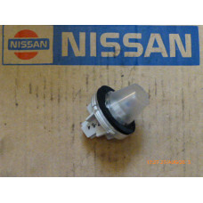 Original Nissan Micra K10 Kennzeichenleuchte 26510-04B00