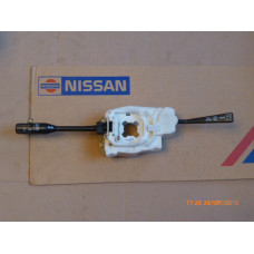 Original Nissan Urvan E23 Lenkstockschalter 25560-R9760