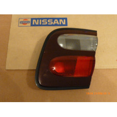 Original Nissan Almera N15 Heckleuchte rechts innen 26550-3N526