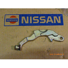 Original Nissan Terrano WD21 Versteller Bremsbacken links 44051-32G11