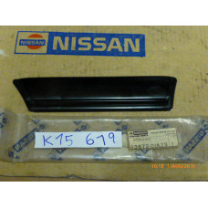 Original Nissan Sunny B11 Zierleiste Kotflügel vorne rechts 63872-01A23