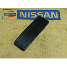 Original Nissan Patrol Y60 Micra K10 Cherry N12 Sunny B11 Pedalgummi 18017-01A01