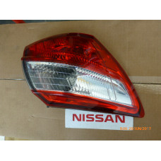 Original Nissan Qashqai J10 Rücklicht links 26555-BR00A