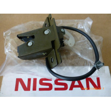 Original Nissan Primera P11 Schloss Heckklappe 90502-2F700