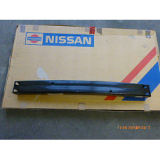 Original Nissan Almera N16 Verstärkung Stoßstange vorne 62036-7M030