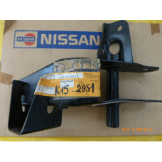 Original Nissan Micra K10 Motorhalter hinten 11330-01B12