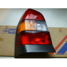 Original Nissan Primera P10 Rücklicht links B6555-93J00