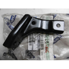 Original Nissan Terrano R20 Auspuffhalter 20711-0F001