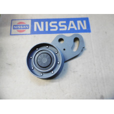 Original Nissan Laurel C32 Spannrolle 16805-V5700