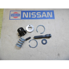 Original Nissan Primera P10 Reparatur Set Bremssattel hinten 44134-70J25