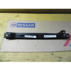 Original Nissan Sunny B12 Strebe vorne 62552-50A30