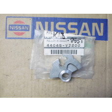 Original Nissan Pickup D22 Hebel Bremse hinten rechts 44045-VJ200