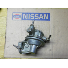 Original Nissan Datsun Sunny B110 Benzinpumpe 17010-H1903