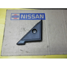 Original Nissan Sunny N13 Abdeckung Tür rechts 96318-57M00