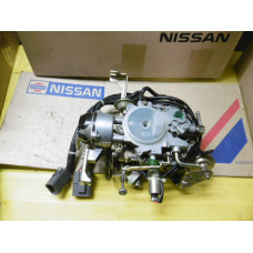 Original Nissan Primera W10 Vergaser 16010-81N01 16010-81N00