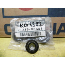 Original Nissan Mutter 01225-00581